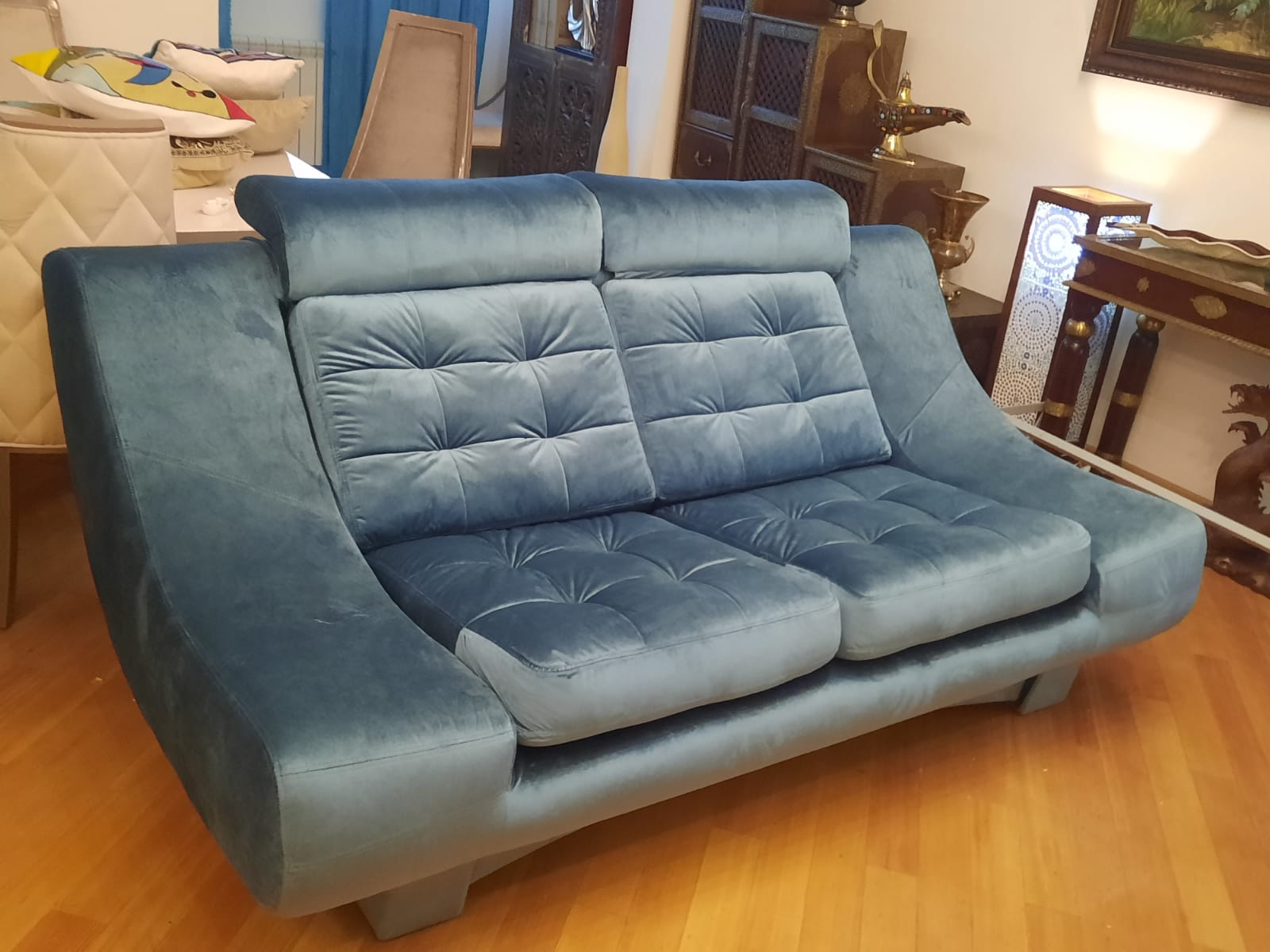 Обивка дивана на дому. Ломоносовская