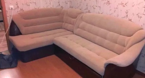 Перетяжка углового дивана. Ломоносовская
